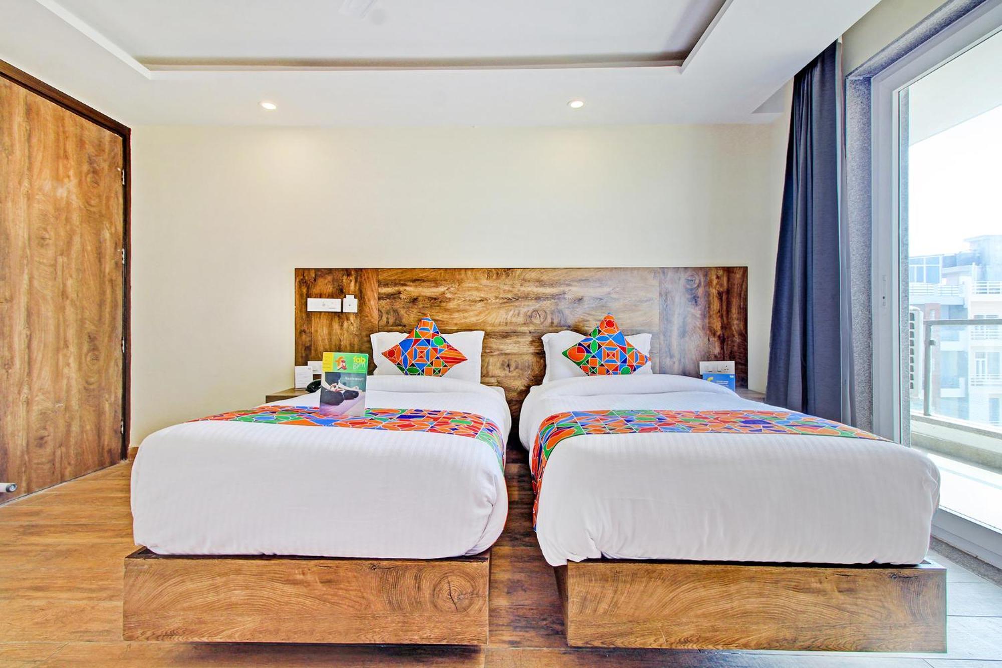 แฟ็บโฮเต็ล ซอฟต์ เปตาล Hotel คูร์เคาน์ ภายนอก รูปภาพ